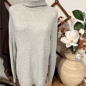 Smartwool Women's Turtleneck Sweater - Light Gray